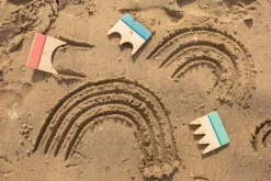 3 Lata +|Plażowe | BS Toys Zestaw kreatywny, drewniane narzędzia do tworzenia wzorów w piasku