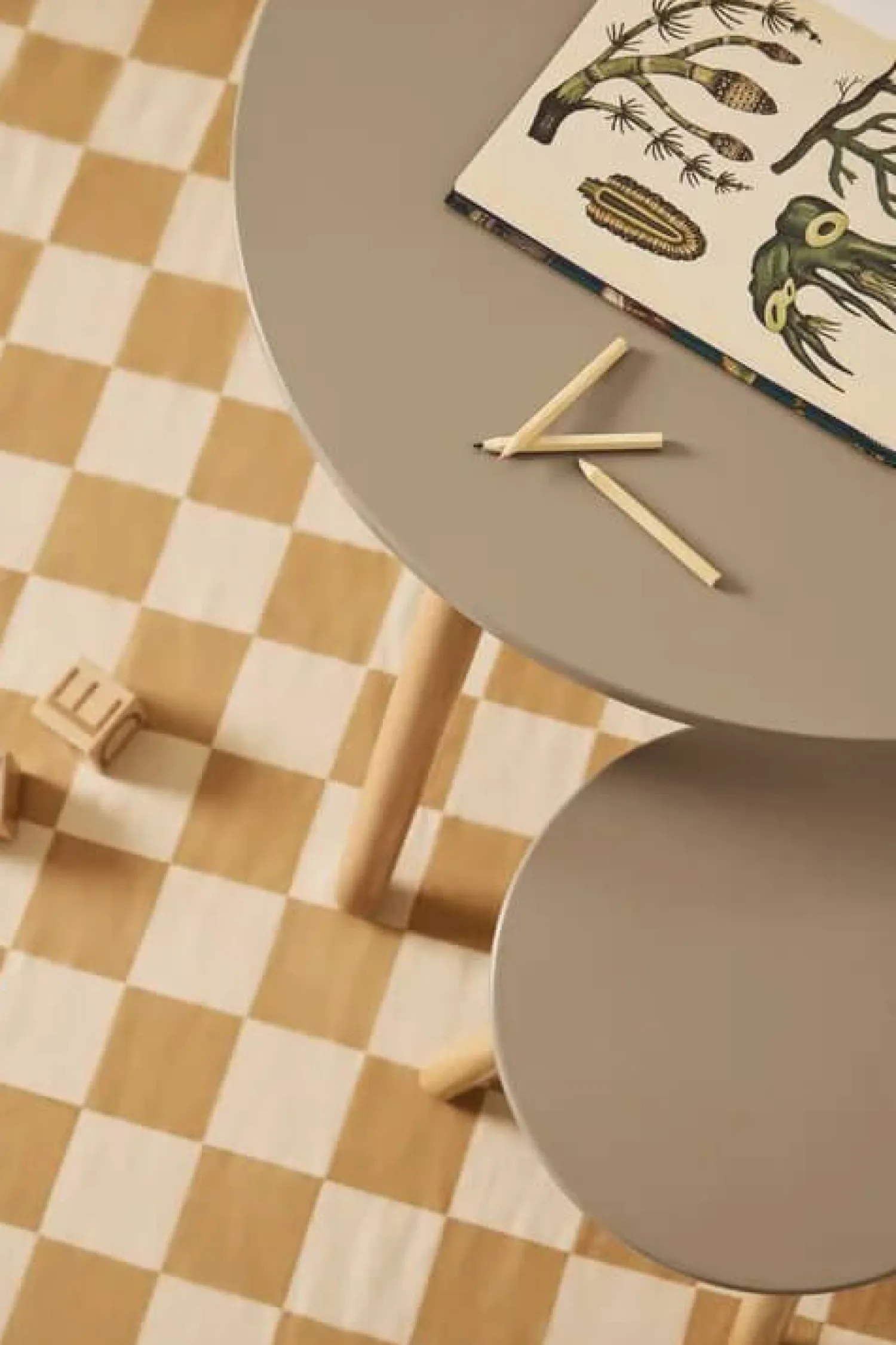 Porządek W Domu|Meble | Kids Concept Zestaw mebli stół + krzesełka KID'S BASE - Brąz