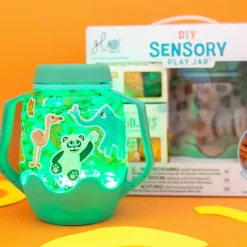 6 Lat+|3 Lata + | Glo Pals Zestaw sensoryczny DIY, świecący słoik z brokatami i figurkami Fun Fillers + naklejki gratis - ZOO